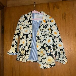 Burberry Children’s blazer, like new. 6 y final price